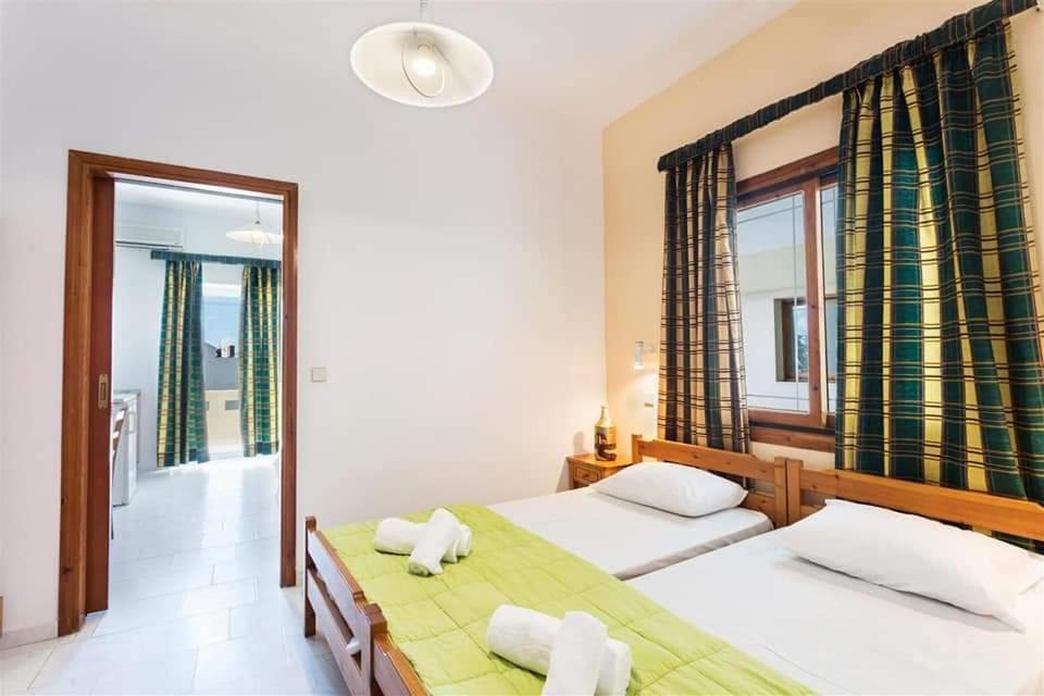 Agia Marina Michalis Litinas Apartments מראה חיצוני תמונה